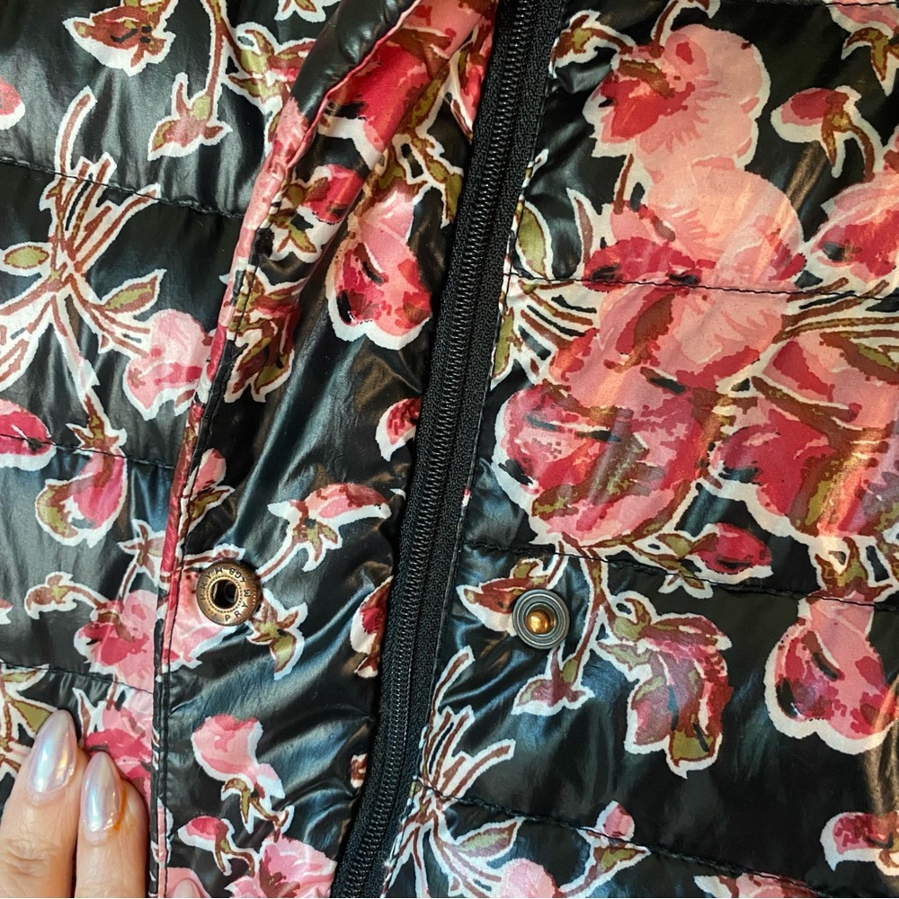 Lands' End Floral Puffer Down Jacket, Size Medium - Picture 4 of 9